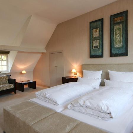 Manoir De Lebioles Hotel Spa Room photo